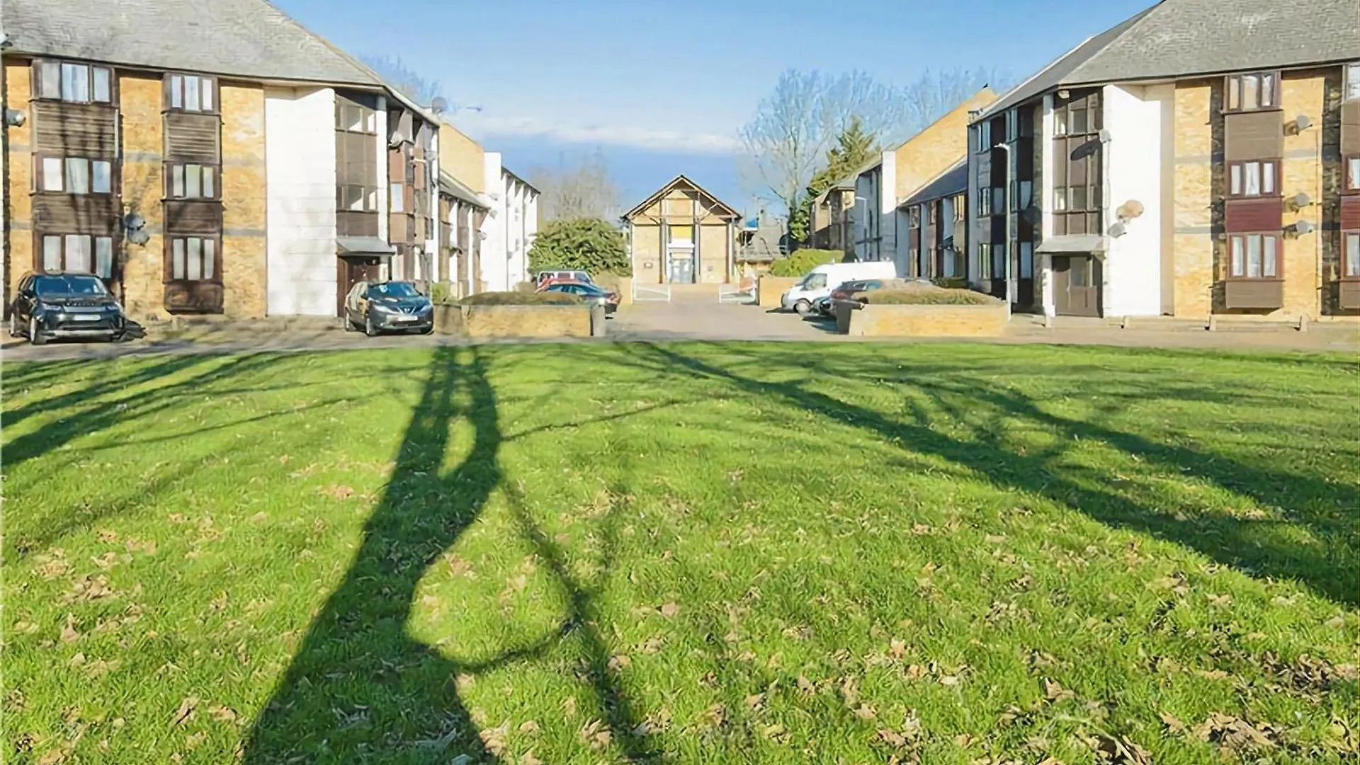 Manor Place Apartment Thamesmead Thamesmead